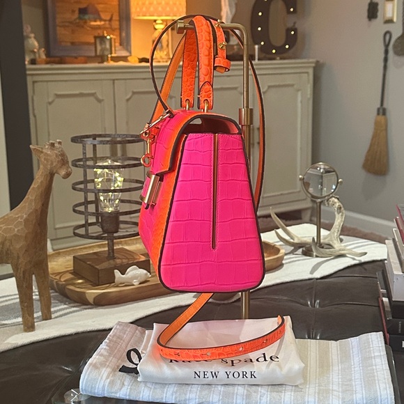 Kate Spade ♠️ New York Katy Ombré Croc Embossed Leather Medium Top Handle - Picture 13 of 16